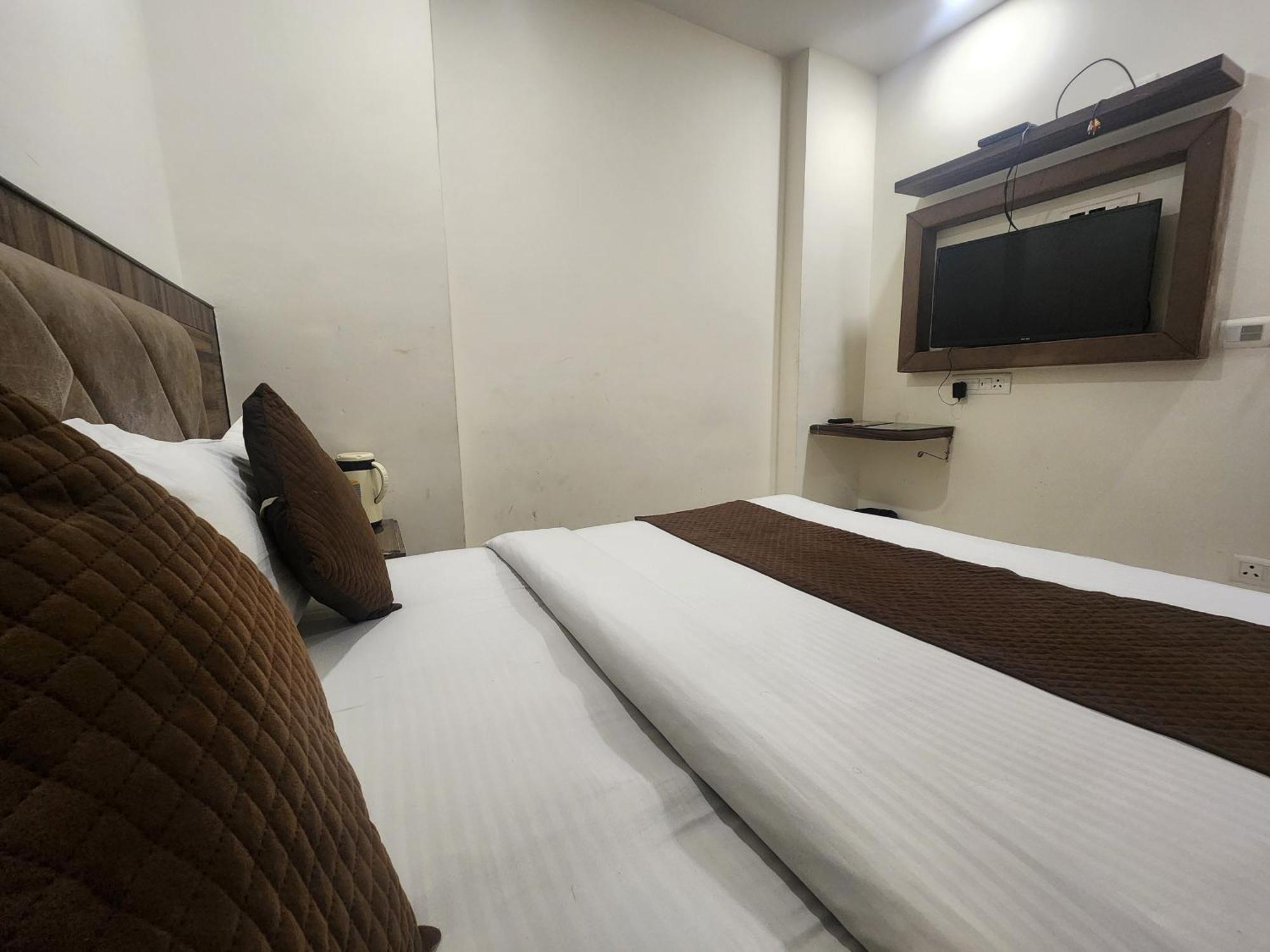 Hotel Merry Gold Nowe Delhi Zewnętrze zdjęcie