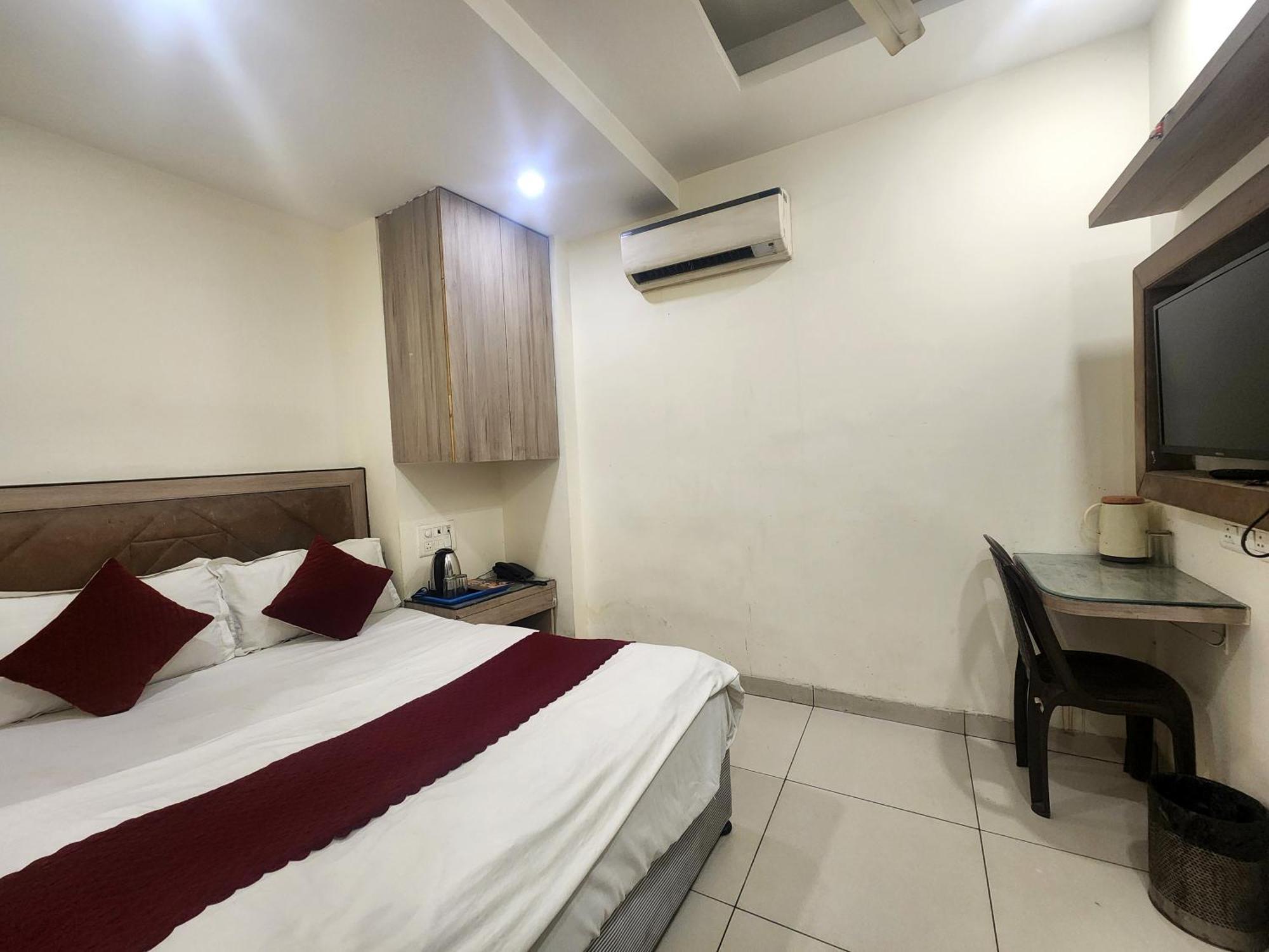 Hotel Merry Gold Nowe Delhi Zewnętrze zdjęcie