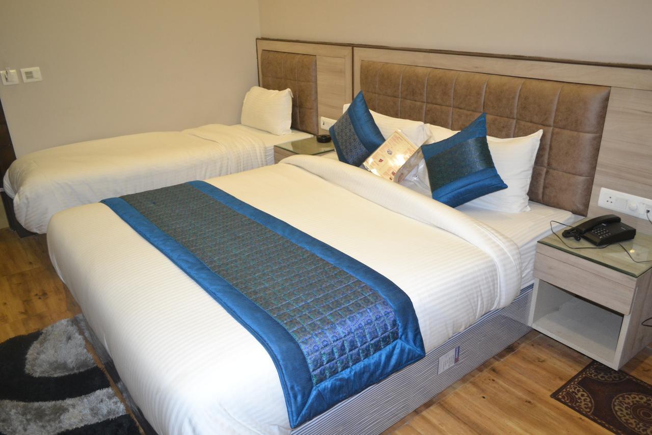 Hotel Merry Gold Nowe Delhi Zewnętrze zdjęcie