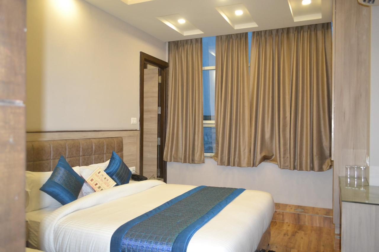 Hotel Merry Gold Nowe Delhi Zewnętrze zdjęcie