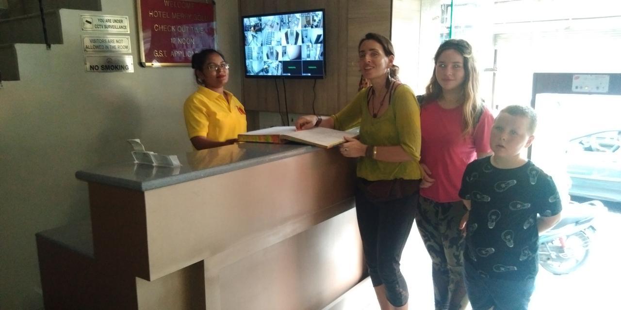 Hotel Merry Gold Nowe Delhi Zewnętrze zdjęcie
